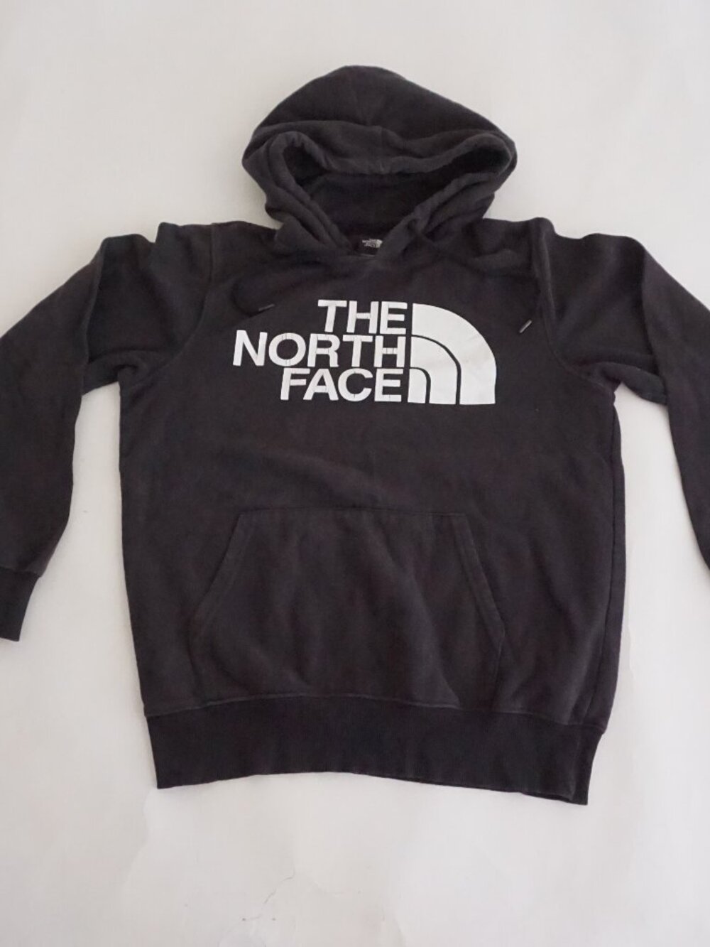 The North Face Black White Logo Spellout Outdoor Hiking Athletic Sweatshirt S